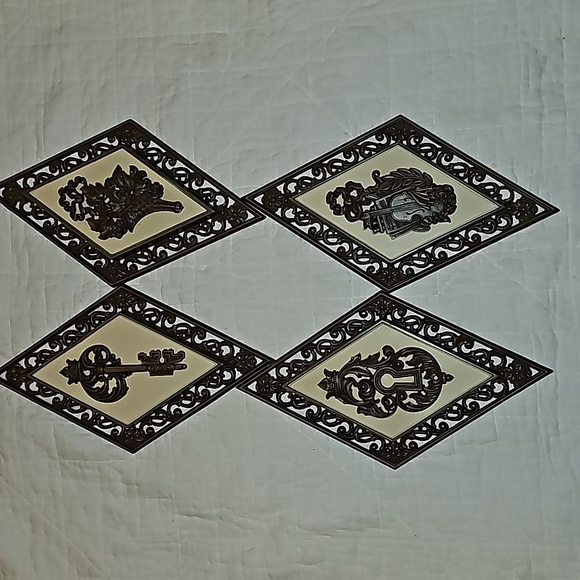 Vintage wall decor plastic diamond shaped from 1970's - Picture 7 of 7